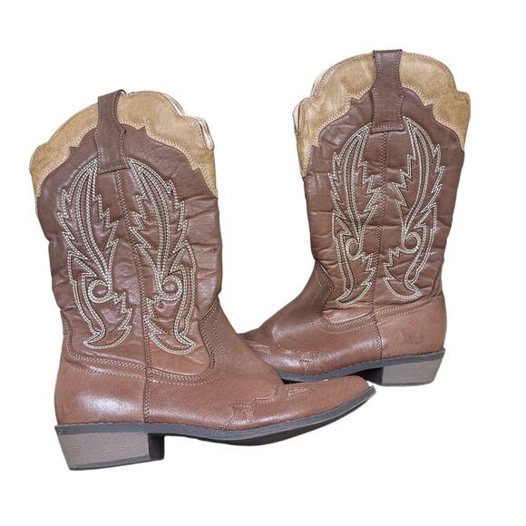 Coconuts Size 8 Western Rodeo Brown Tan Embroidered Cowboy Cowgirl Heeled Boots - Picture 1 of 14